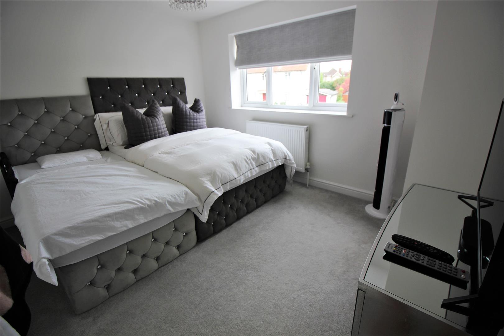 Riley Road, Tilehurst, Reading